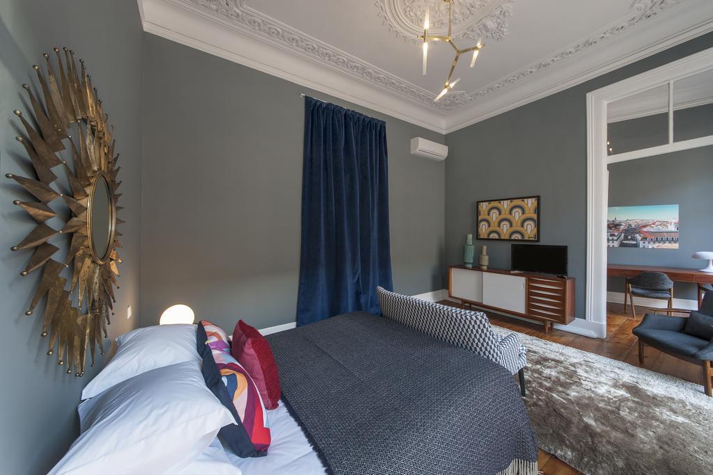 Lisbon Cheese & Wine Suites Room photo